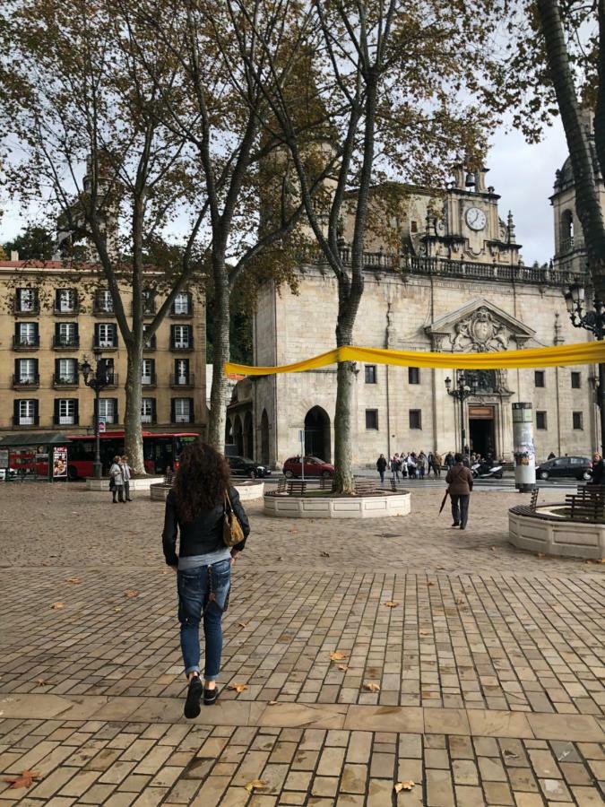Apartamento Minimalista En El Corazon De Bilbao Dış mekan fotoğraf